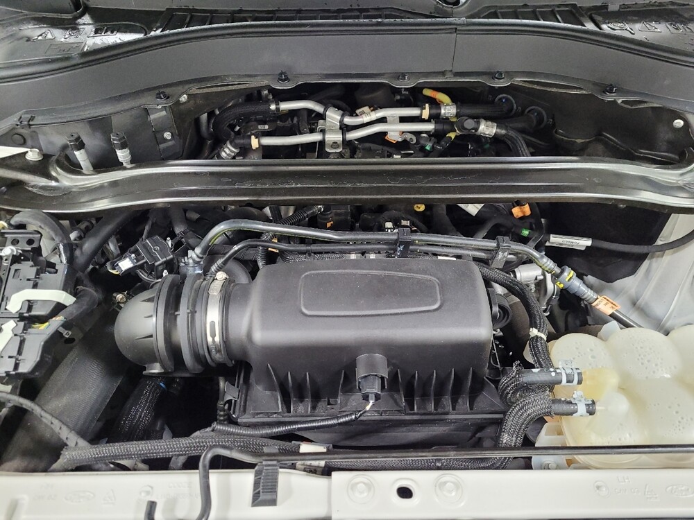 2021 Ford Explorer in Pittsburgh, PA 15236 - 18088062 30