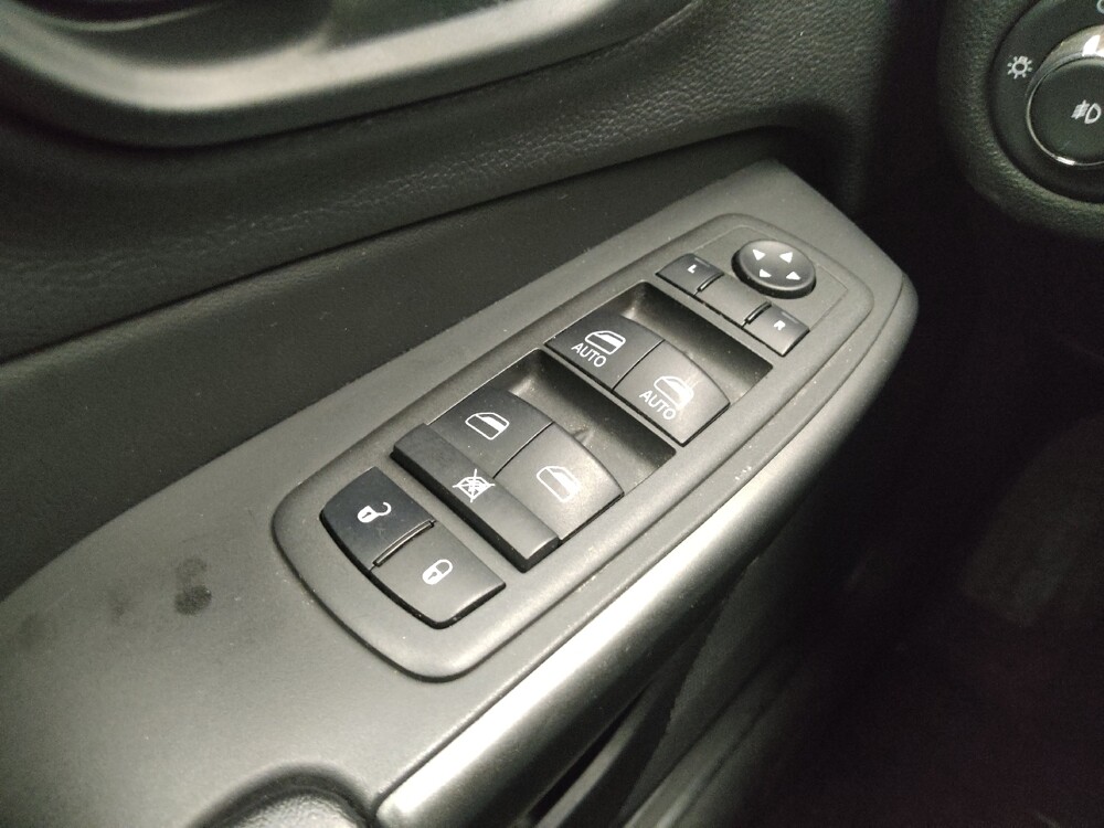 2022 Jeep Cherokee in Madison, TN 37115 - 18088064 27