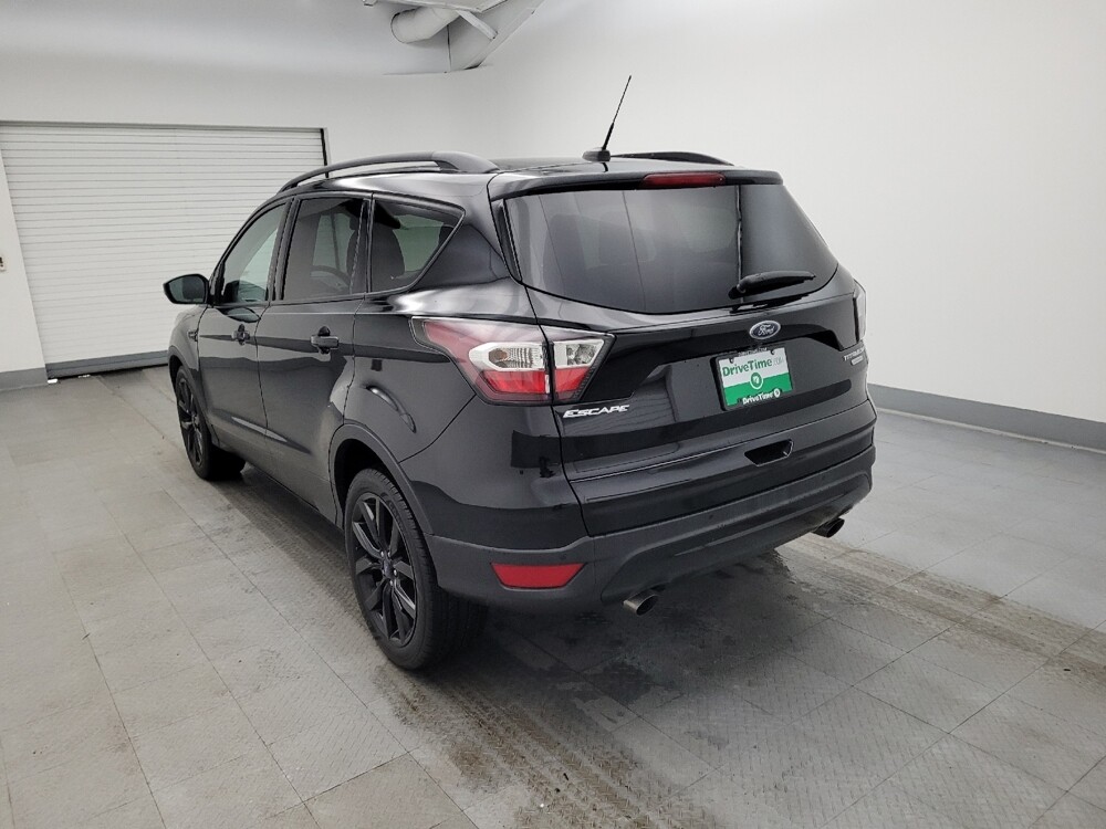 2017 Ford Escape in Maple Heights, OH 44137 - 18088066 5