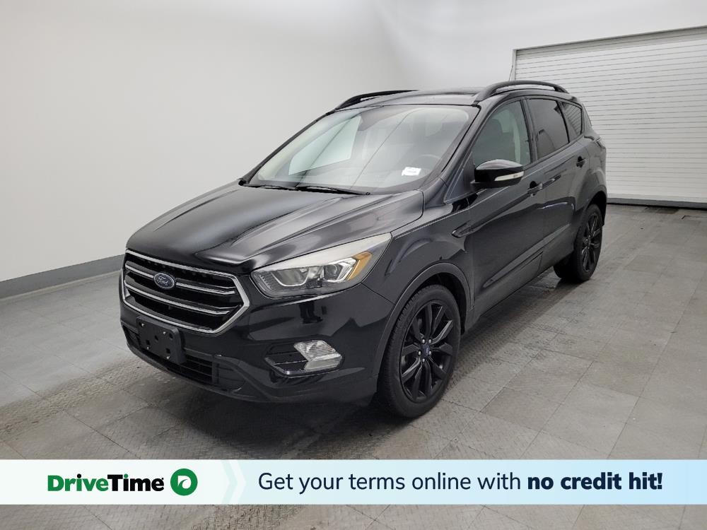 2017 Ford Escape in Maple Heights, OH 44137 - 18088066