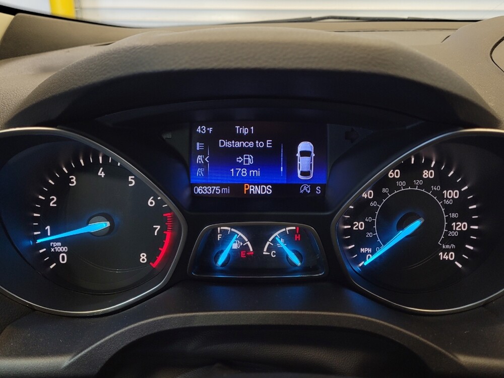 2017 Ford Escape in Maple Heights, OH 44137 - 18088066 23