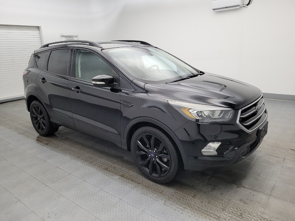 2017 Ford Escape in Maple Heights, OH 44137 - 18088066 11