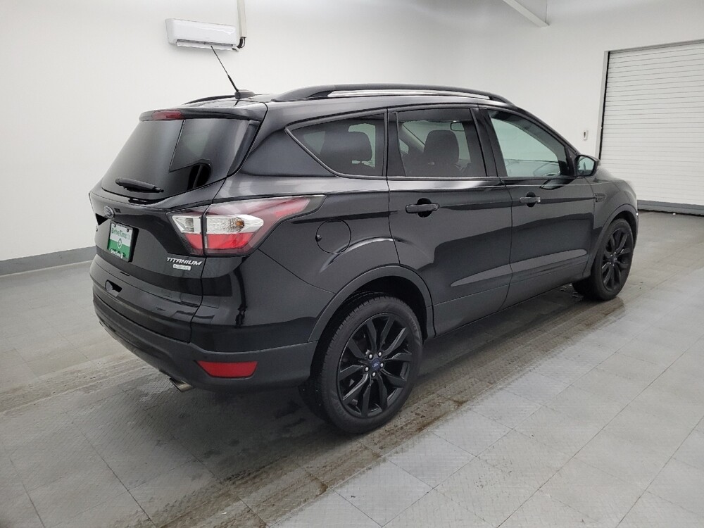 2017 Ford Escape in Maple Heights, OH 44137 - 18088066 10