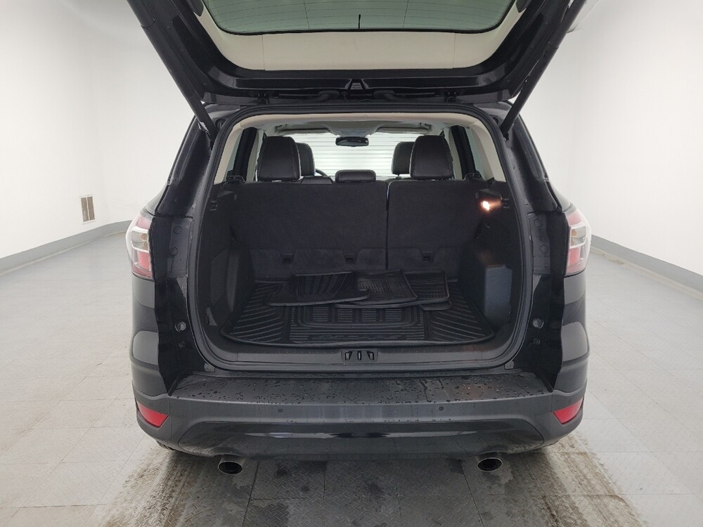 2017 Ford Escape in Maple Heights, OH 44137 - 18088066 29