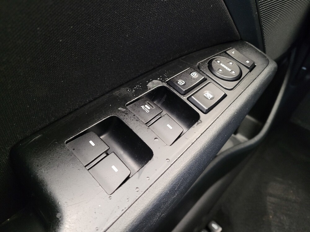 2019 Hyundai Elantra in Lexington, KY 40509 - 18088067 27