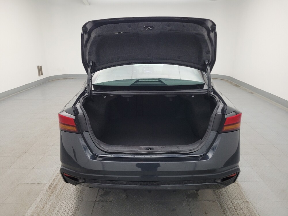 2022 Nissan Altima in Fairfield, OH 45014 - 18088068 29