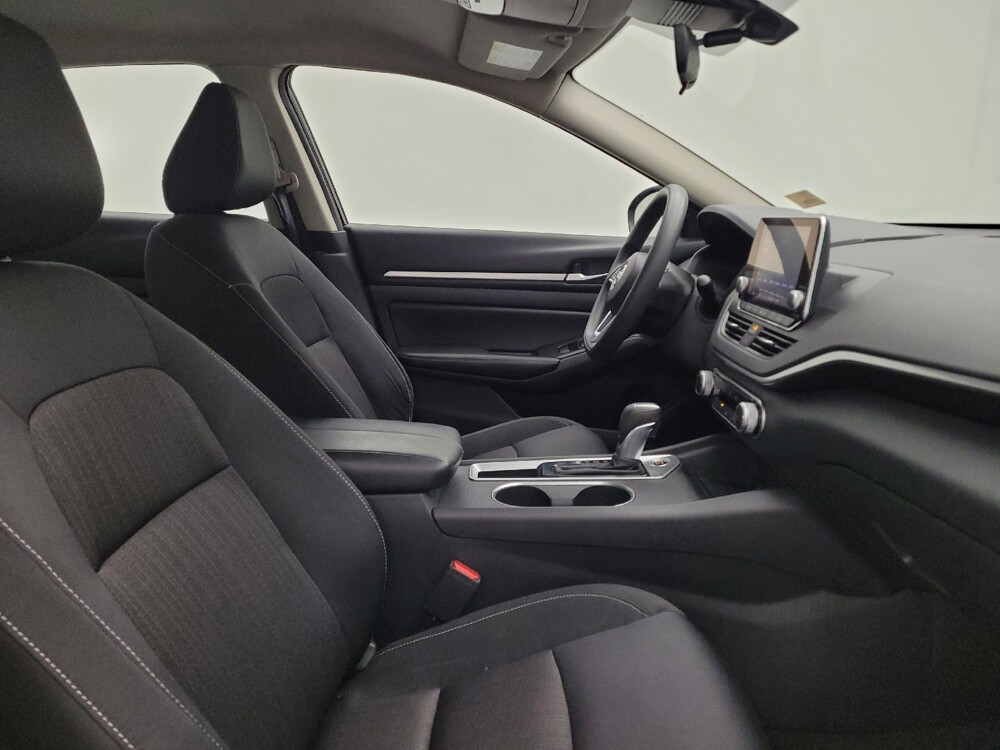 2022 Nissan Altima in Fairfield, OH 45014 - 18088068 21