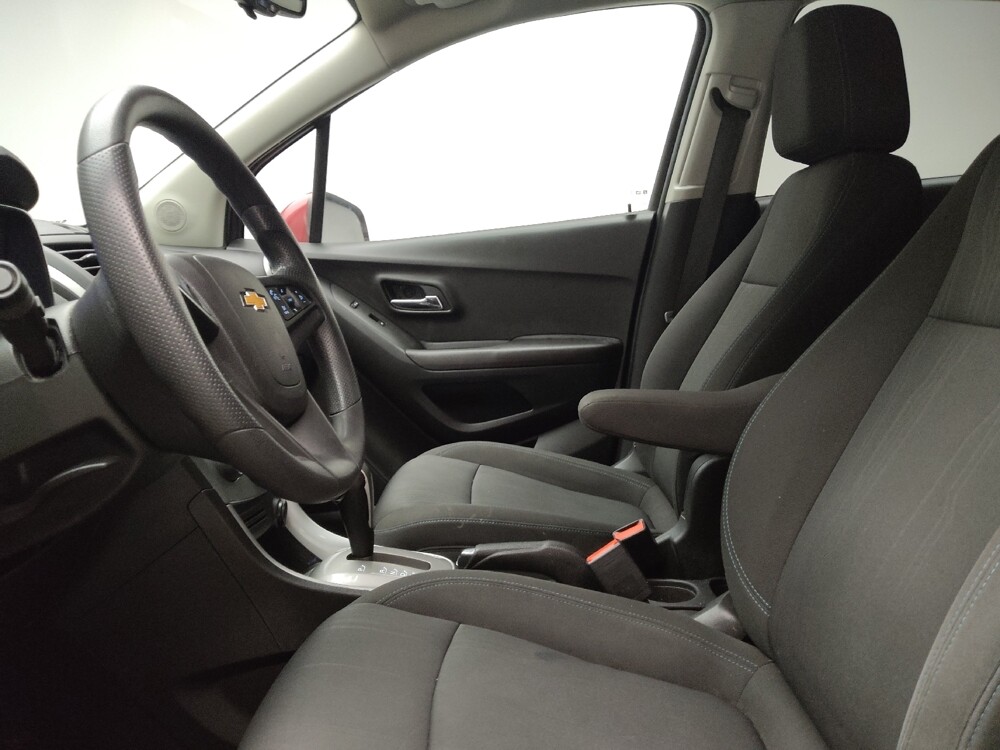 2015 Chevrolet Trax in Taylor, MI 48180 - 18088071 17