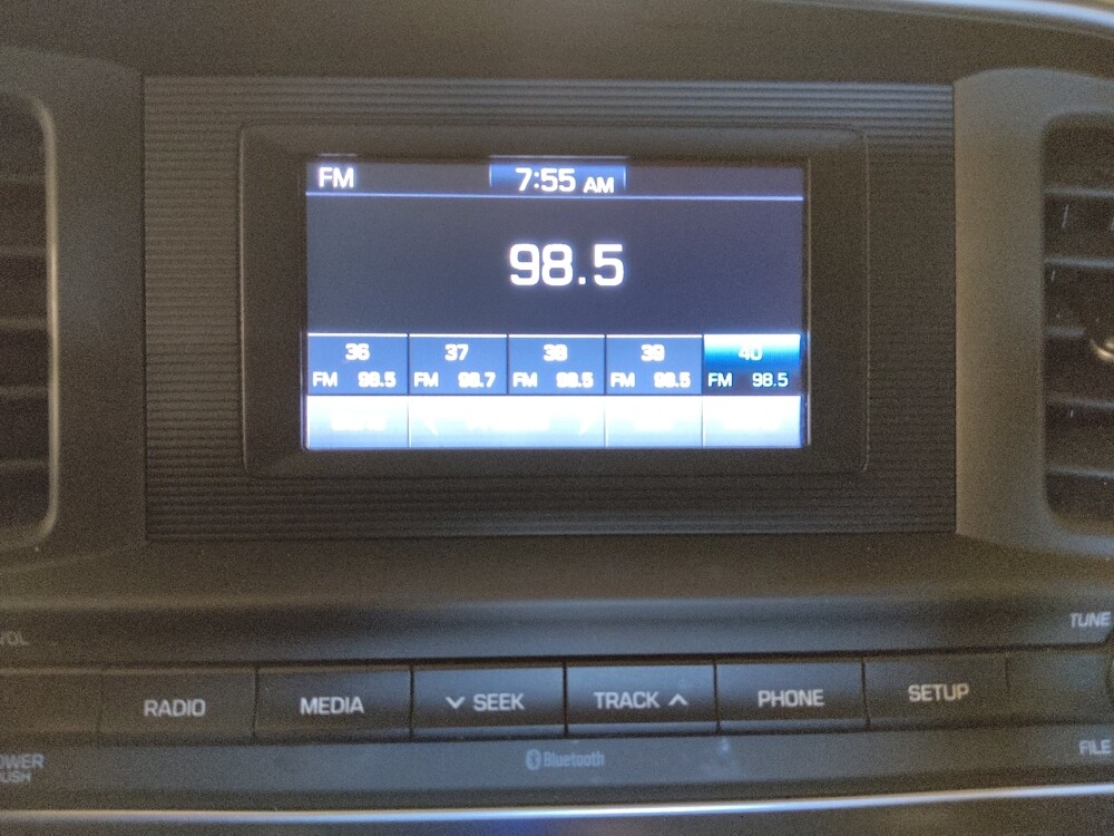 2020 Hyundai Elantra in Macon, GA 31210 - 18088075 25