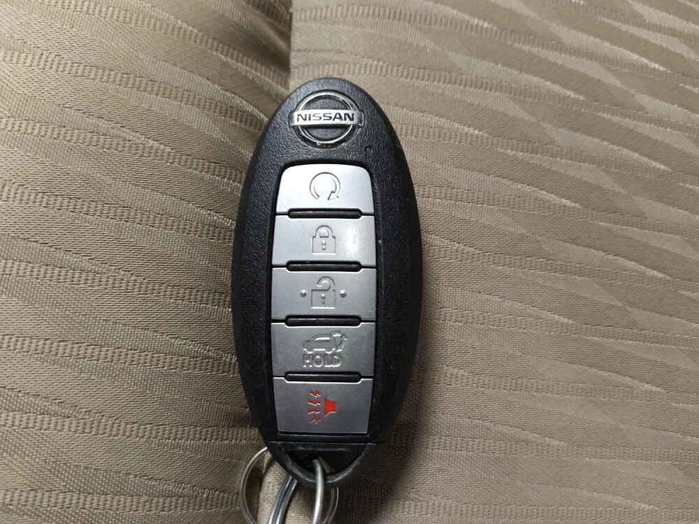 2019 Nissan Rogue in Morrow, GA 30260 - 18088076 32