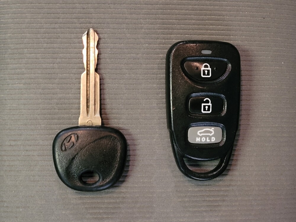 2018 Hyundai Elantra in Savannah, GA 31419 - 18088077 33