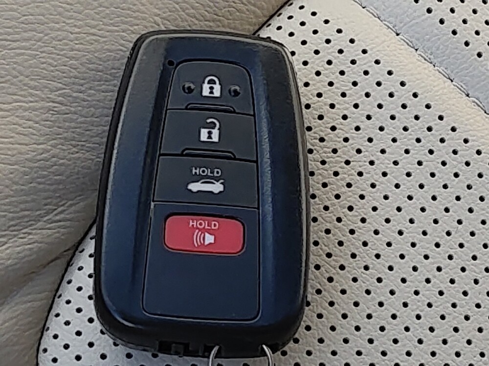 2019 Toyota Camry in Round Rock, TX 78664 - 18088080 32