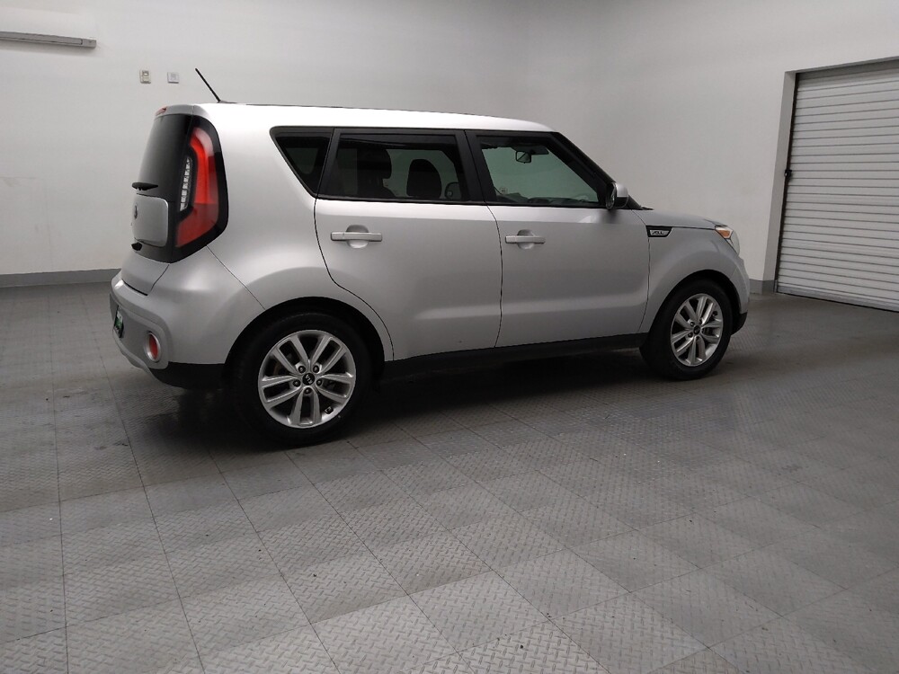 2018 Kia Soul in Lewisville, TX 75067 - 18088081 10