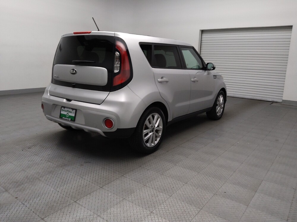 2018 Kia Soul in Lewisville, TX 75067 - 18088081 9