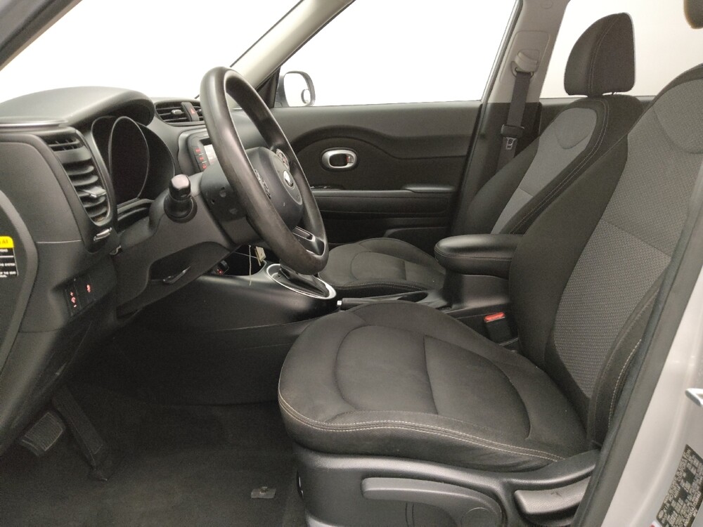 2018 Kia Soul in Lewisville, TX 75067 - 18088081 17
