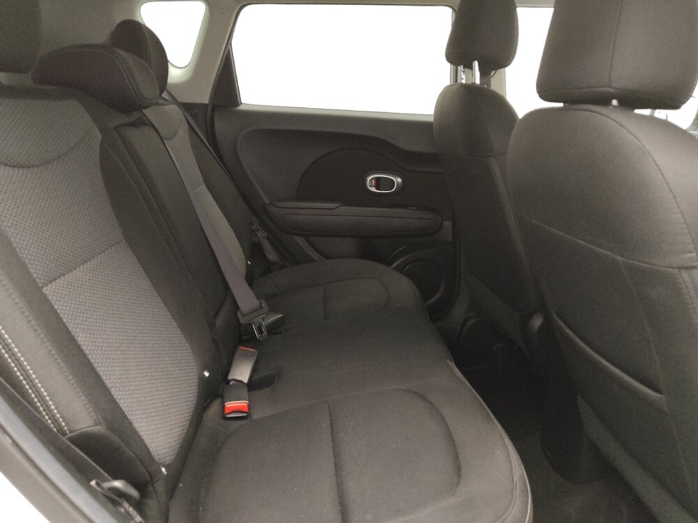 2018 Kia Soul in Lewisville, TX 75067 - 18088081 19