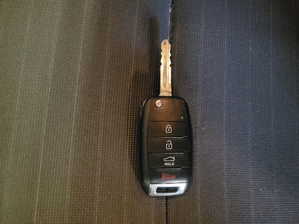 2016 Kia Forte Koup in Savannah, GA 31419 - 18088082 32