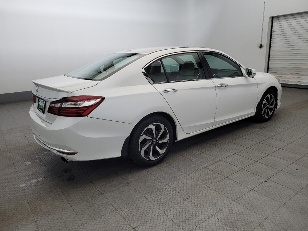 2017 Honda Accord in New Castle, DE 19720 - 18088084 10