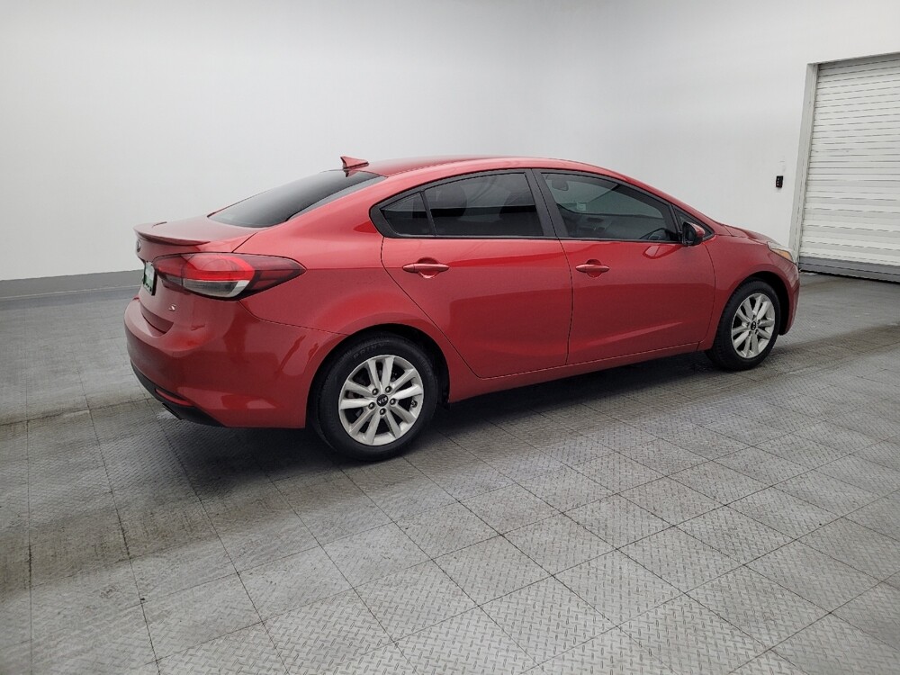 2017 Kia Forte in Savannah, GA 31419 - 18088086 10