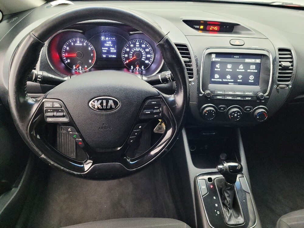 2017 Kia Forte in Savannah, GA 31419 - 18088086 22