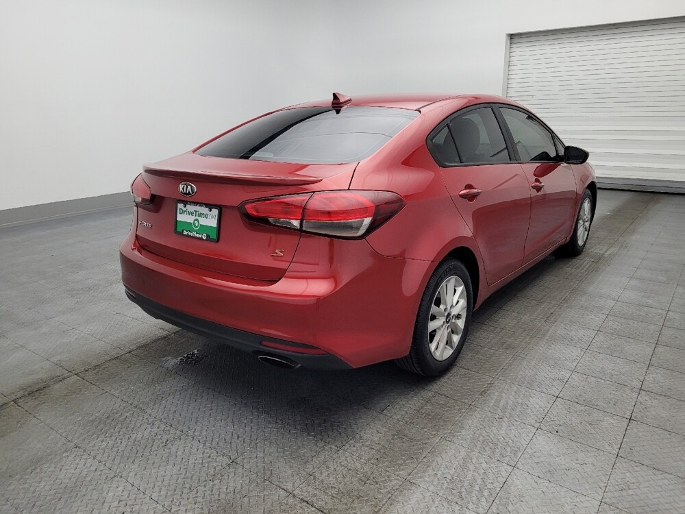 2017 Kia Forte in Savannah, GA 31419 - 18088086 9