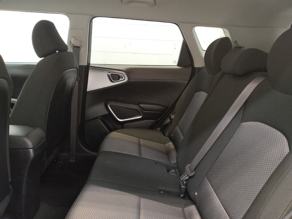 2022 Kia Soul in Fairfield, OH 45014 - 18088090 18