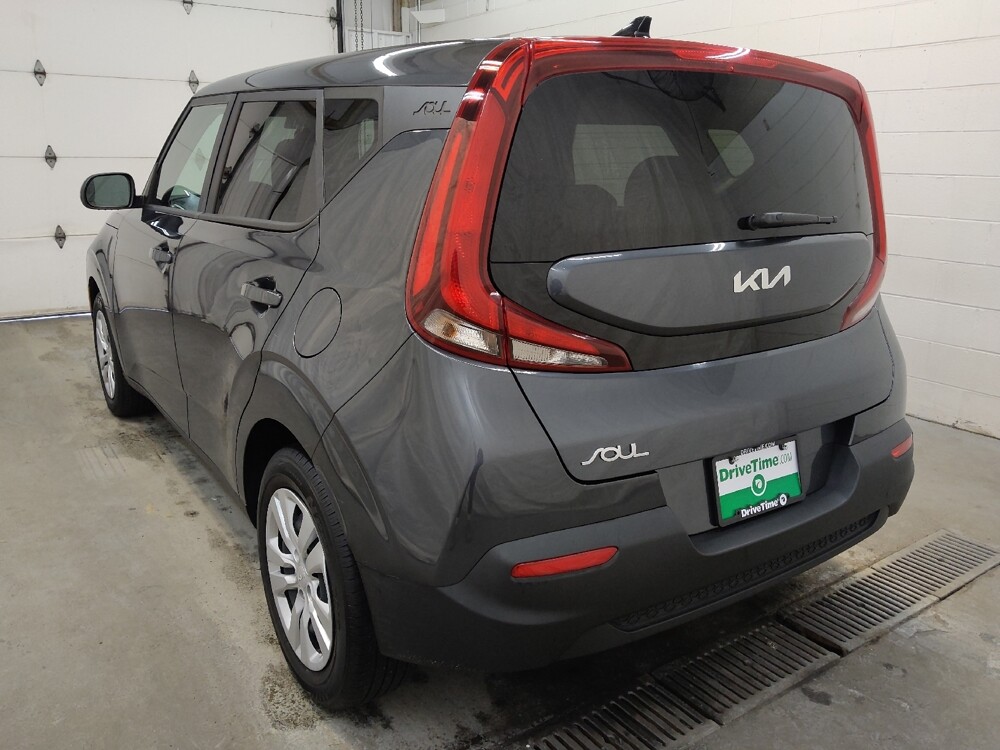 2022 Kia Soul in Fairfield, OH 45014 - 18088090 5