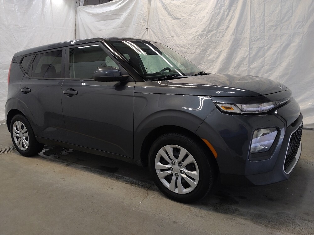 2022 Kia Soul in Fairfield, OH 45014 - 18088090 11