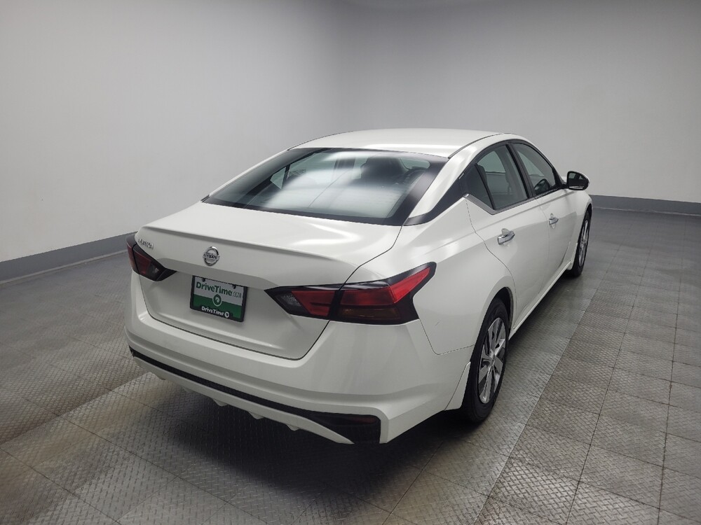 2022 Nissan Altima in Indianapolis, IN 46219 - 18088093 9