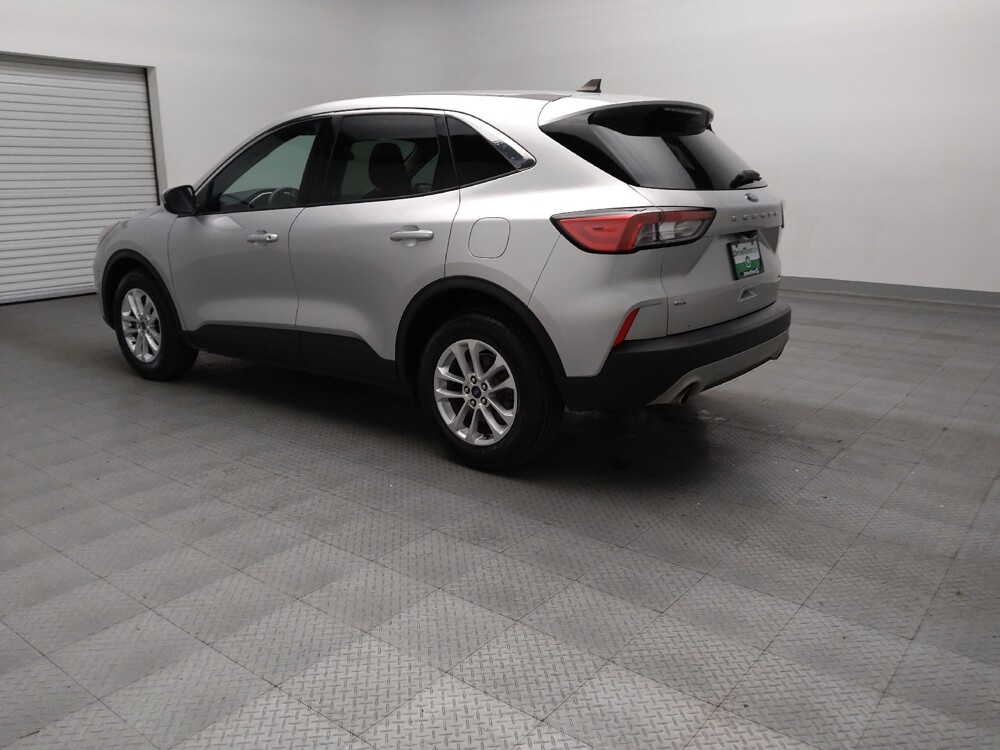 2020 Ford Escape in Lewisville, TX 75067 - 18088094 5