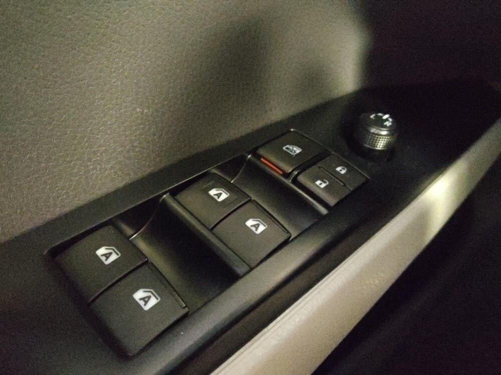 2019 Toyota Camry in Albuquerque, NM 87123 - 18088103 27