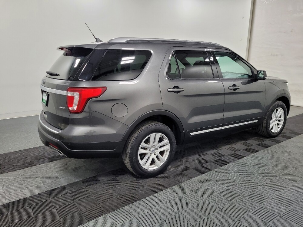 2018 Ford Explorer in Plymouth Meeting, PA 19462 - 18088107 10