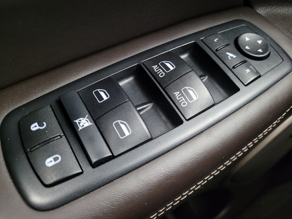 2015 Jeep Grand Cherokee in Huntsville, AL 35816 - 18088110 27