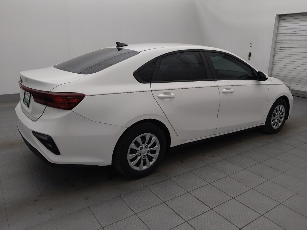 2019 Kia Forte in Bradenton, FL 34207 - 18088112 10