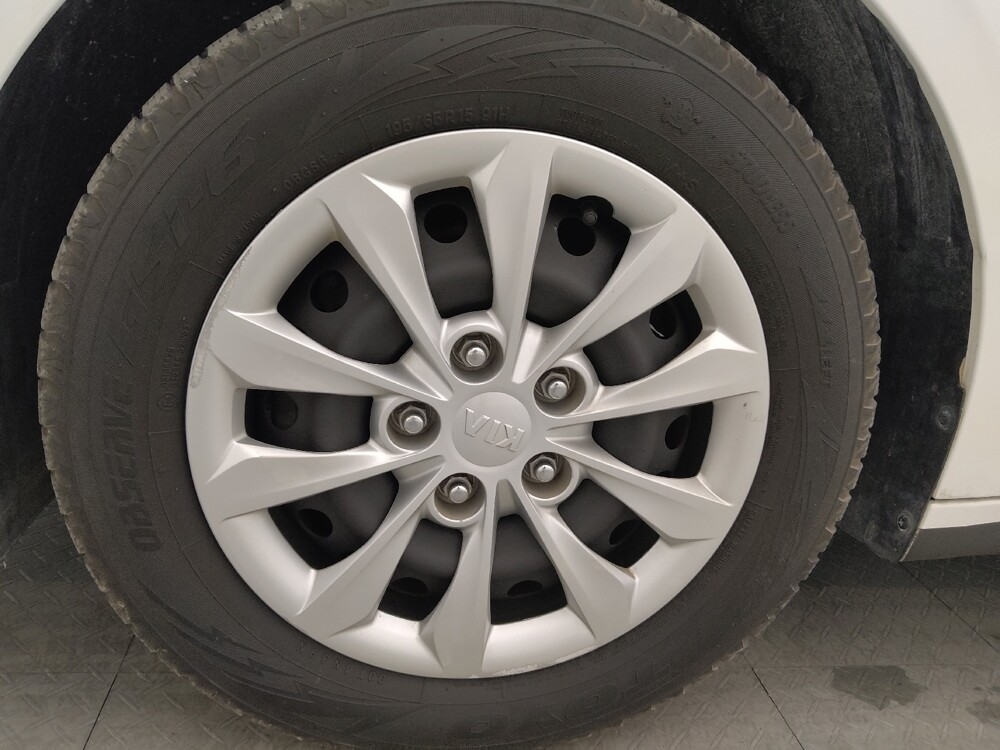 2019 Kia Forte in Bradenton, FL 34207 - 18088112 31