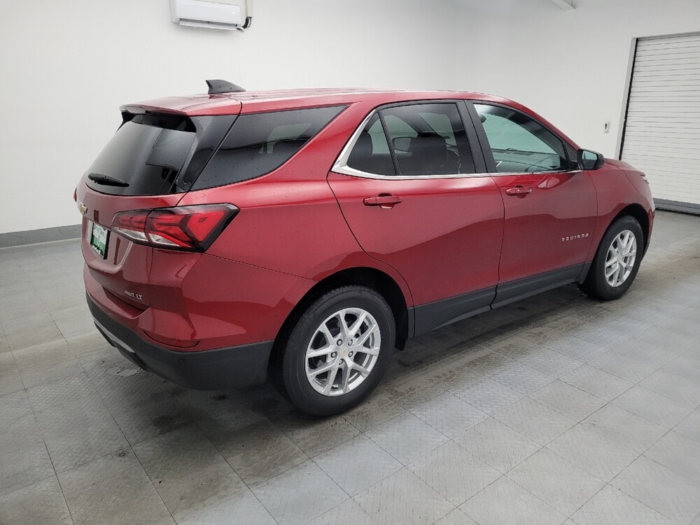 2022 Chevrolet Equinox in Fairfield, OH 45014 - 18088115 10