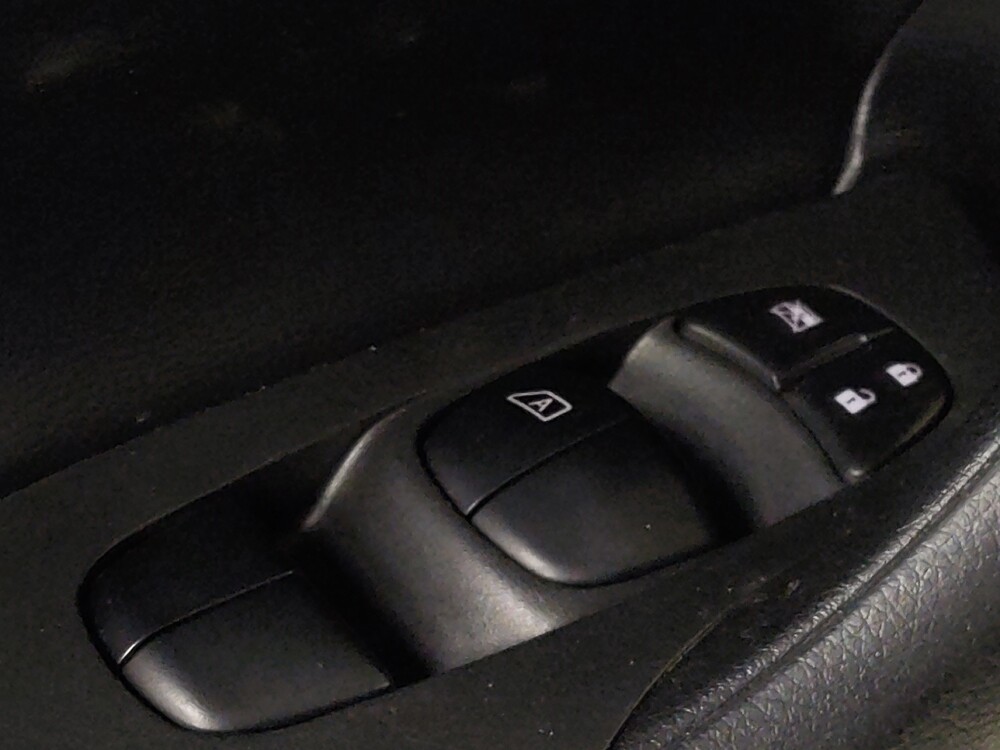 2017 Nissan Altima in Bradenton, FL 34207 - 18088121 27