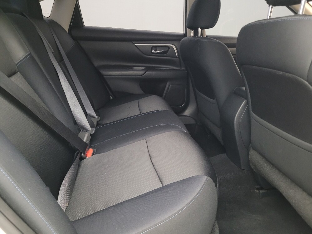 2017 Nissan Altima in Bradenton, FL 34207 - 18088121 19