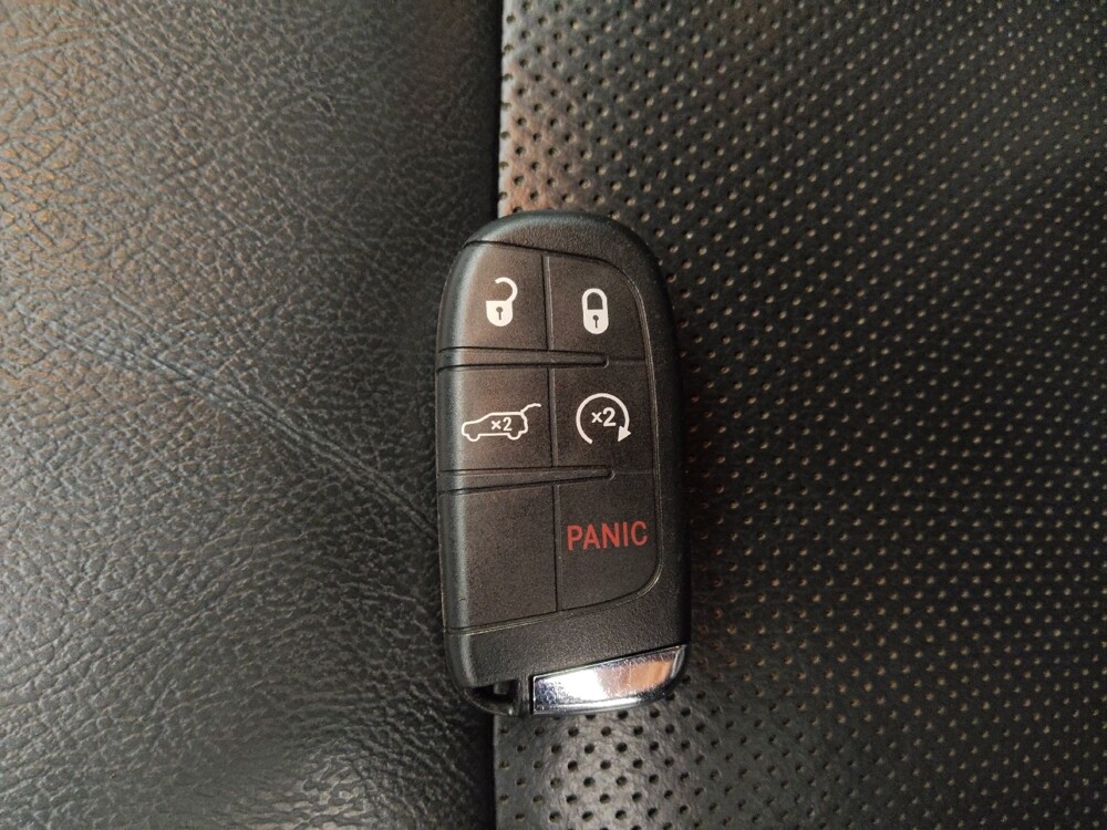 2018 Jeep Compass in Lakewood, CO 80215 - 18088128 32