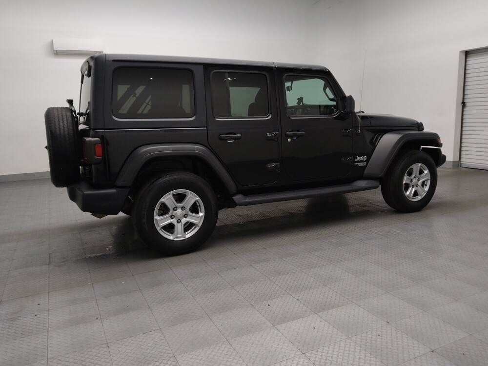 2020 Jeep Wrangler in Lubbock, TX 79424 - 18088132 10