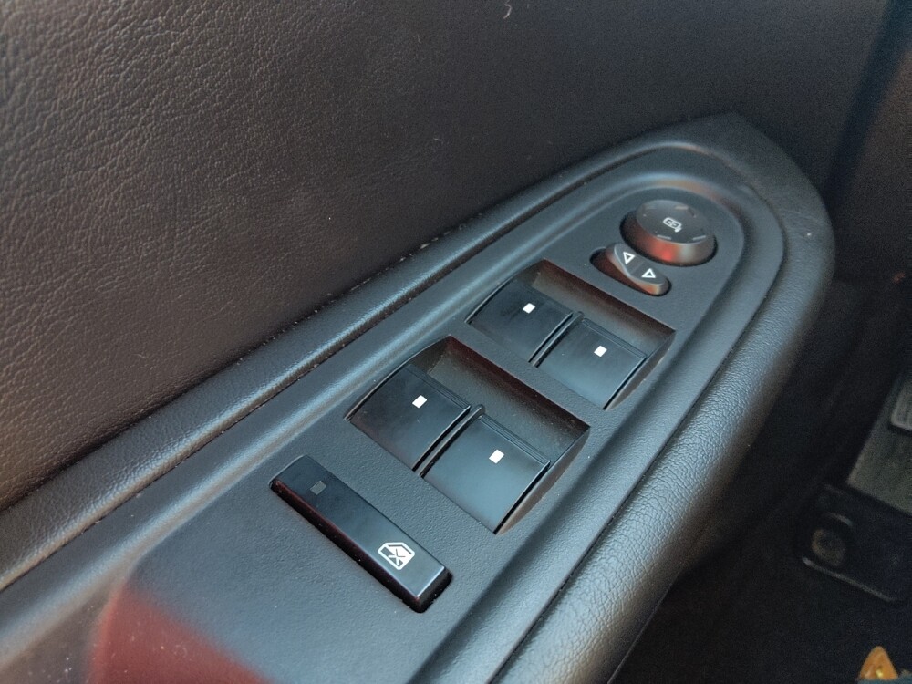 2016 Chevrolet Traverse in Birmingham, AL 35215 - 18088135 27