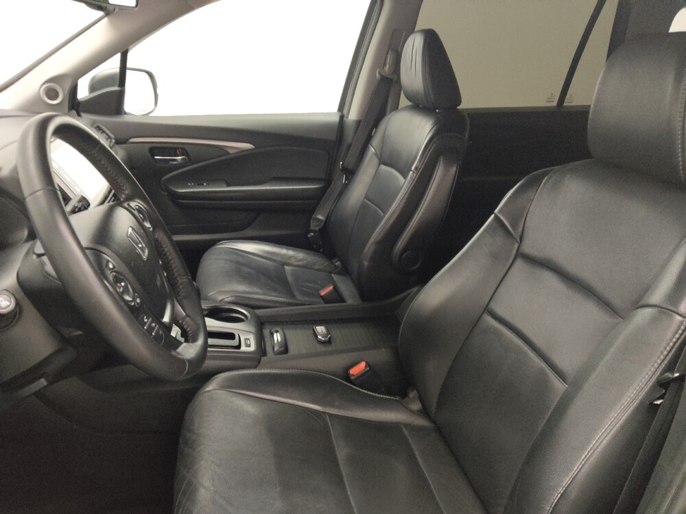 2017 Honda Pilot in Stone Mountain, GA 30083 - 18088136 17