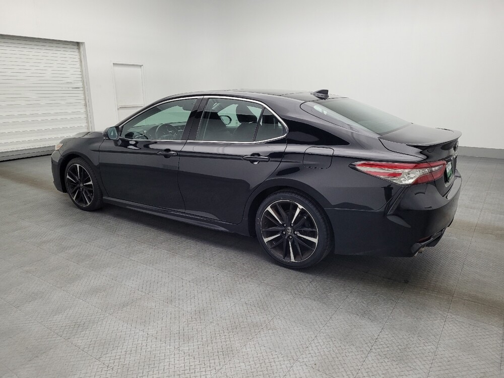 2018 Toyota Camry in Hialeah, FL 33014 - 18088138 3