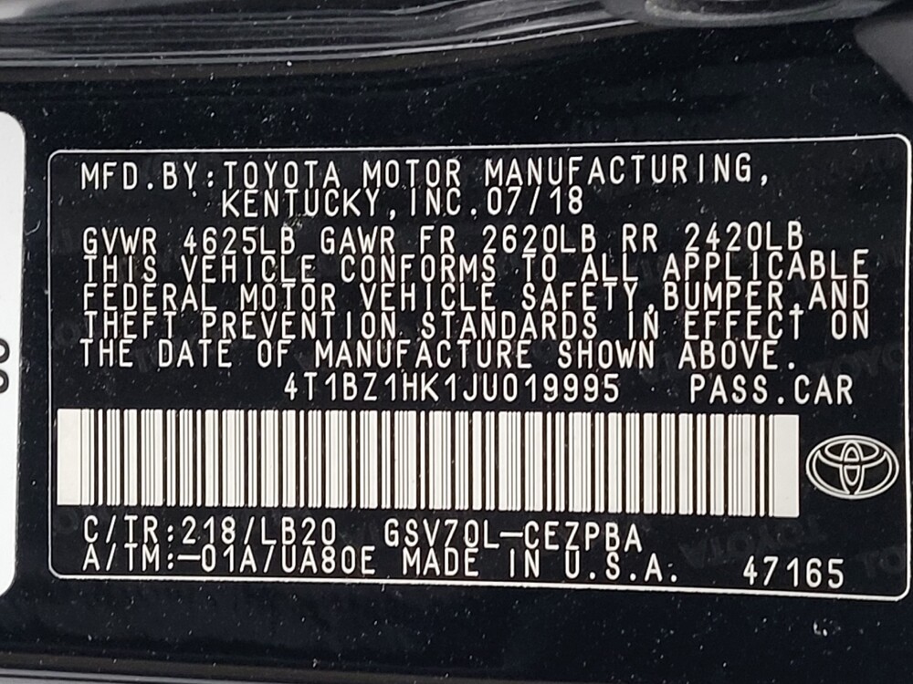 2018 Toyota Camry in Hialeah, FL 33014 - 18088138 33