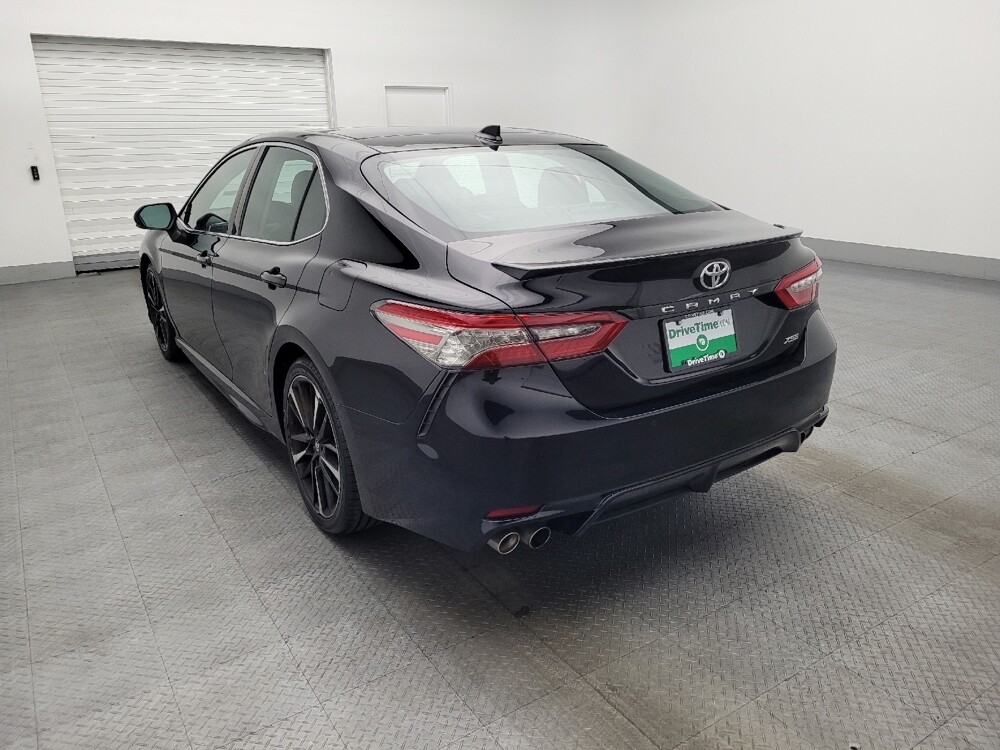 2018 Toyota Camry in Hialeah, FL 33014 - 18088138 5