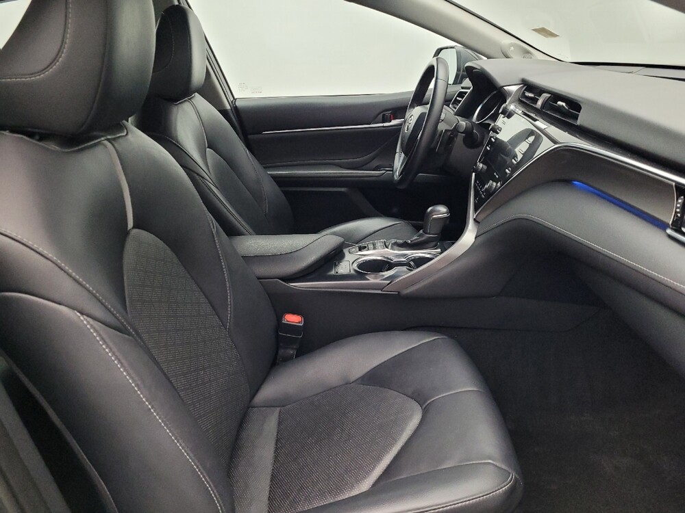 2018 Toyota Camry in Hialeah, FL 33014 - 18088138 21