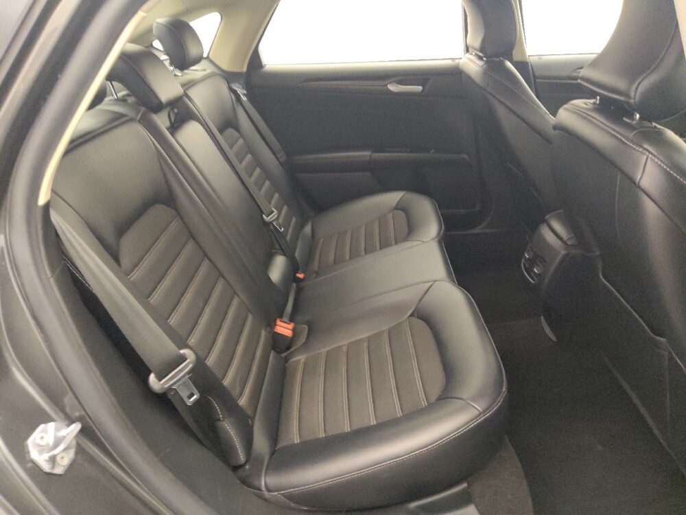 2018 Ford Fusion in Houston, TX 77074 - 18088143 19