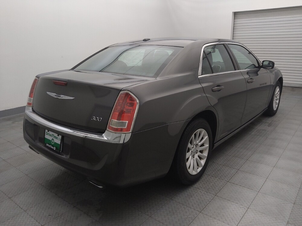 2014 Chrysler 300 in Corpus Christi, TX 78412 - 18088144 9