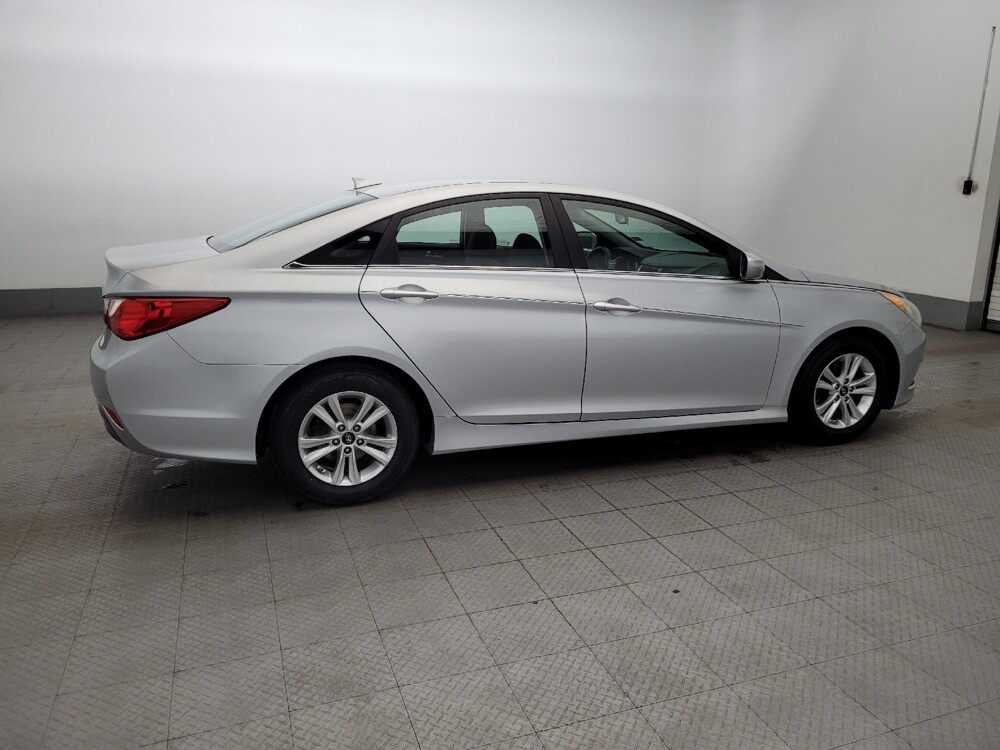 2014 Hyundai Sonata in Glen Burnie, MD 21061 - 18088158 10