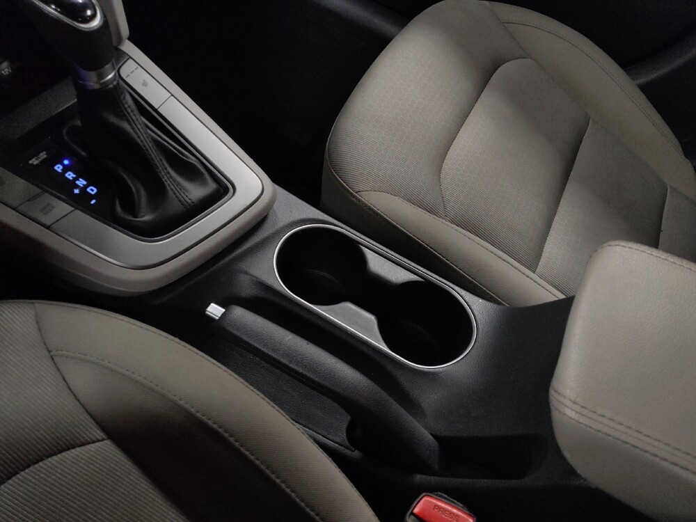 2017 Hyundai Elantra in Union City, GA 30291 - 18088171 26